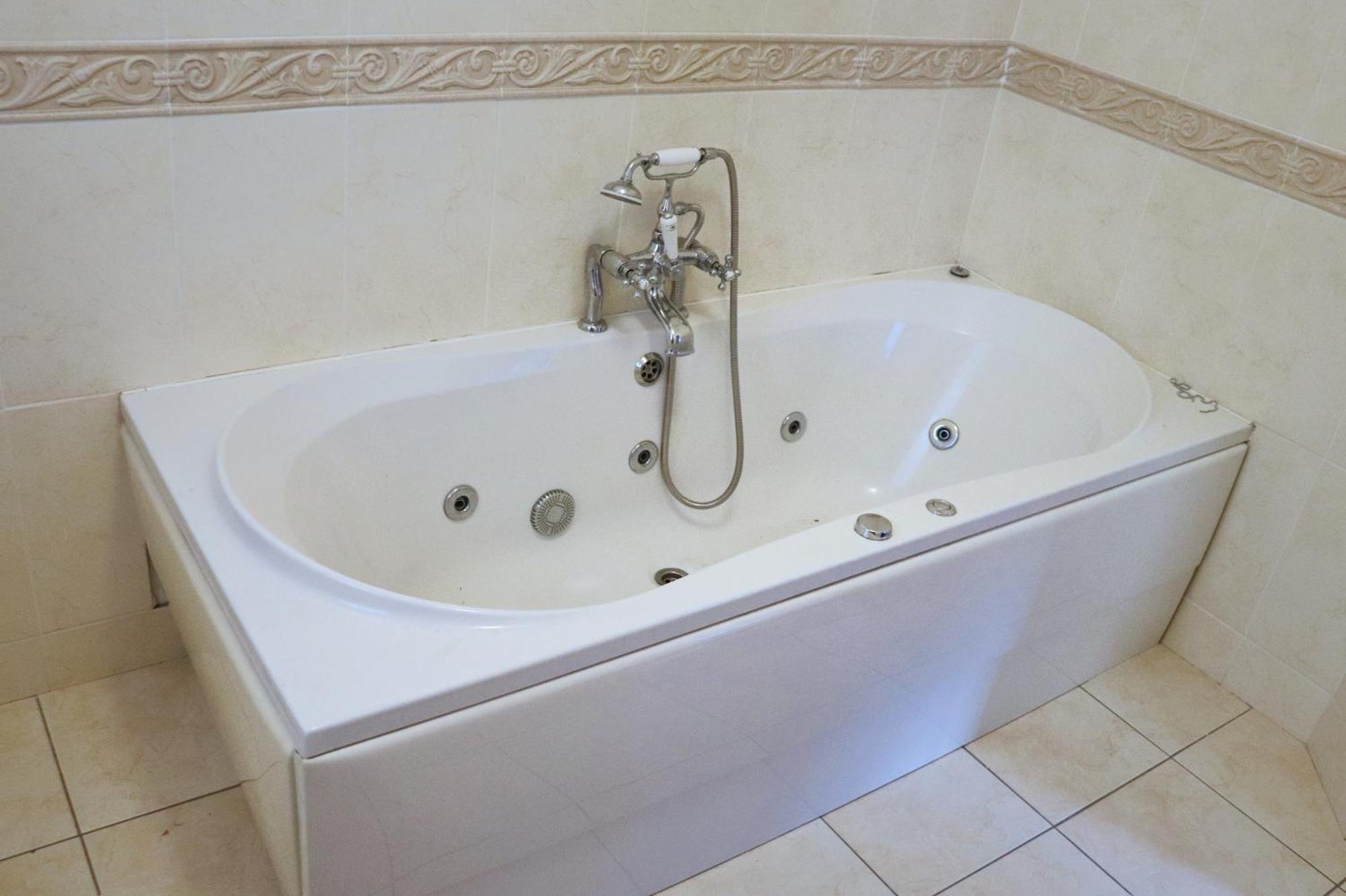 דירות Deluxe Dwelling - 15 Mins From Cork City/Airport מראה חיצוני תמונה