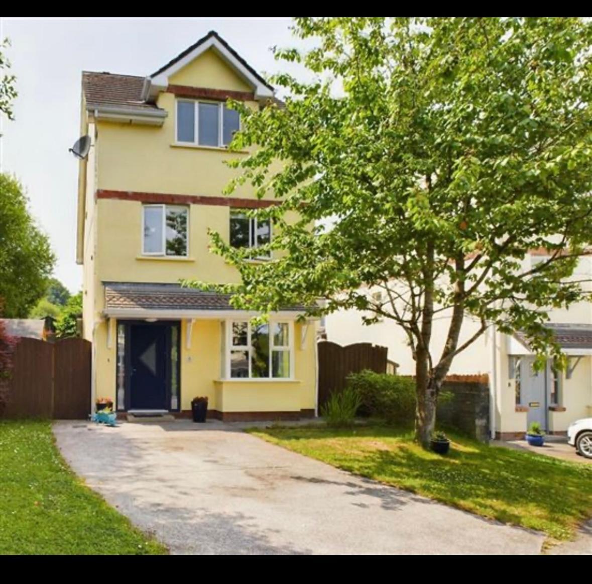 דירות Deluxe Dwelling - 15 Mins From Cork City/Airport מראה חיצוני תמונה